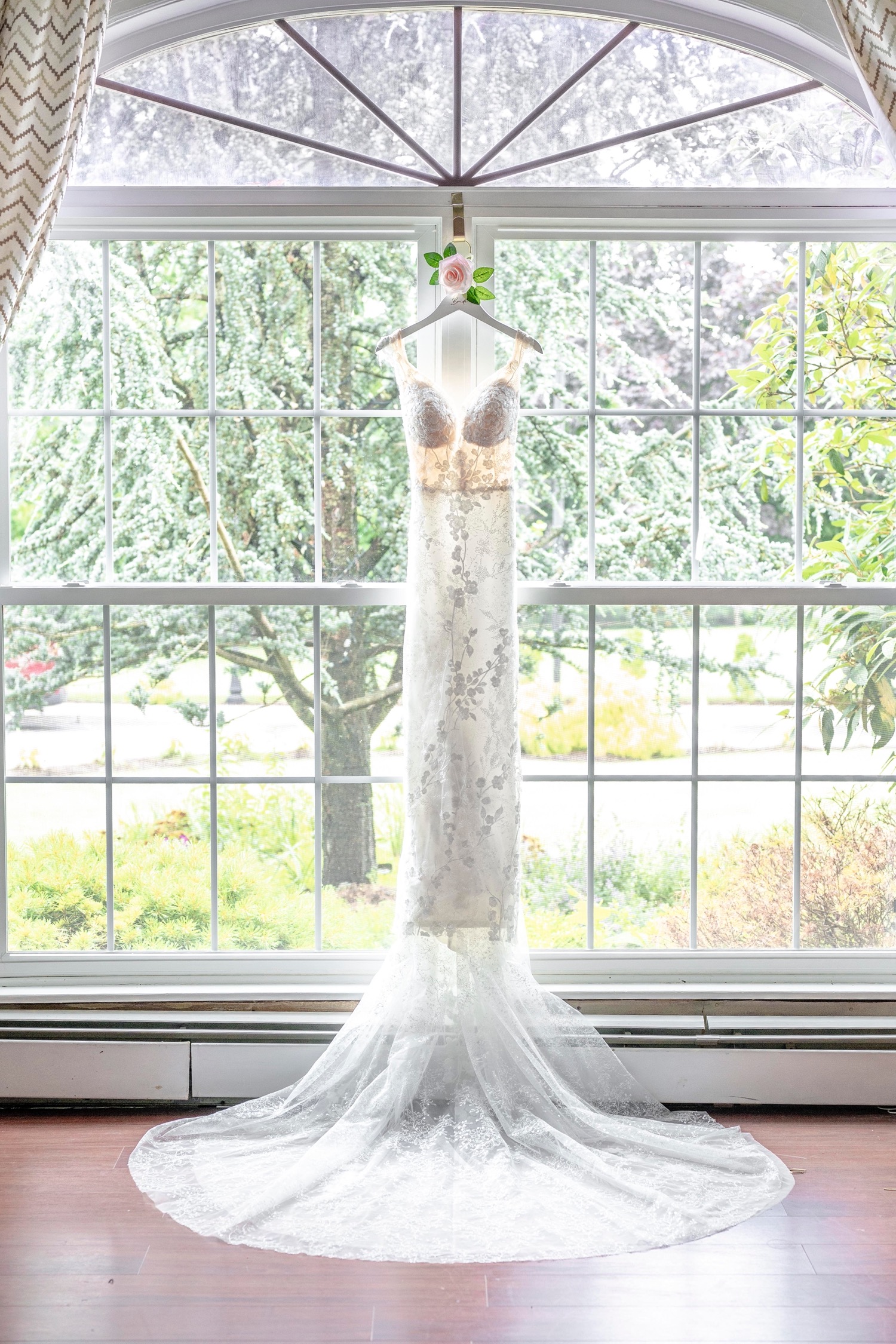 wedding dress details