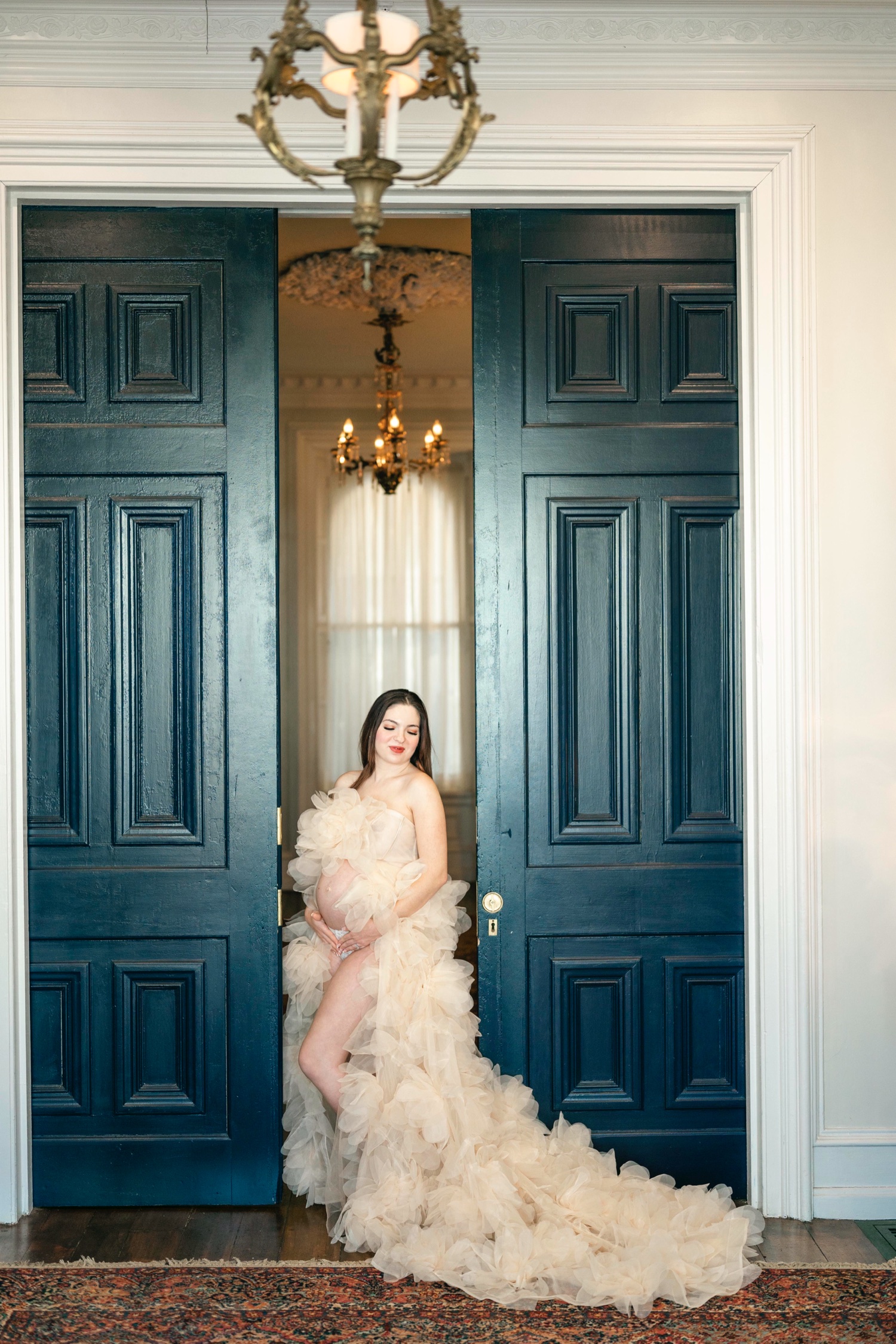 Winter Maternity Photos at Loch Aerie Mansion