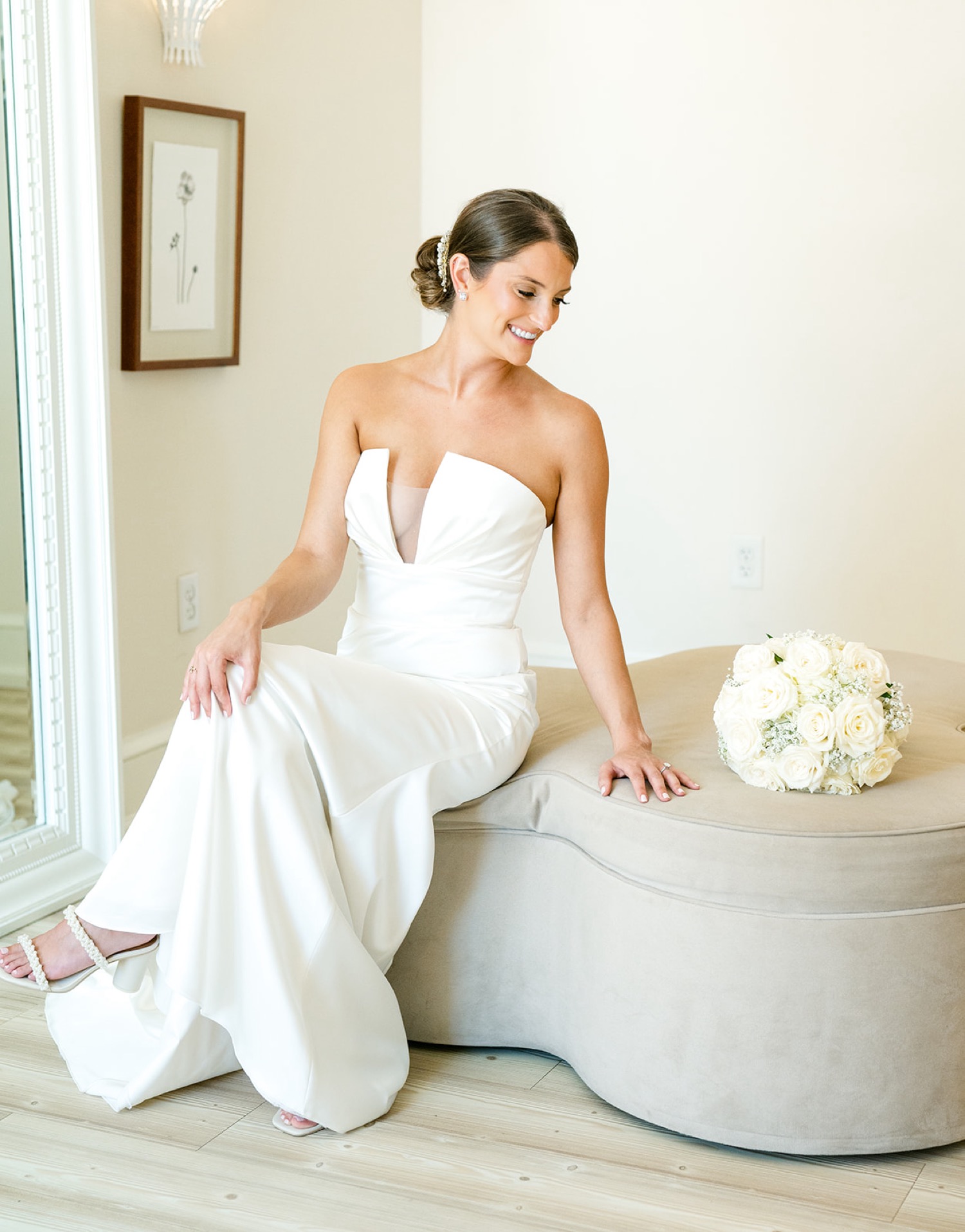 Bride Getting Ready at Linwood Country Club