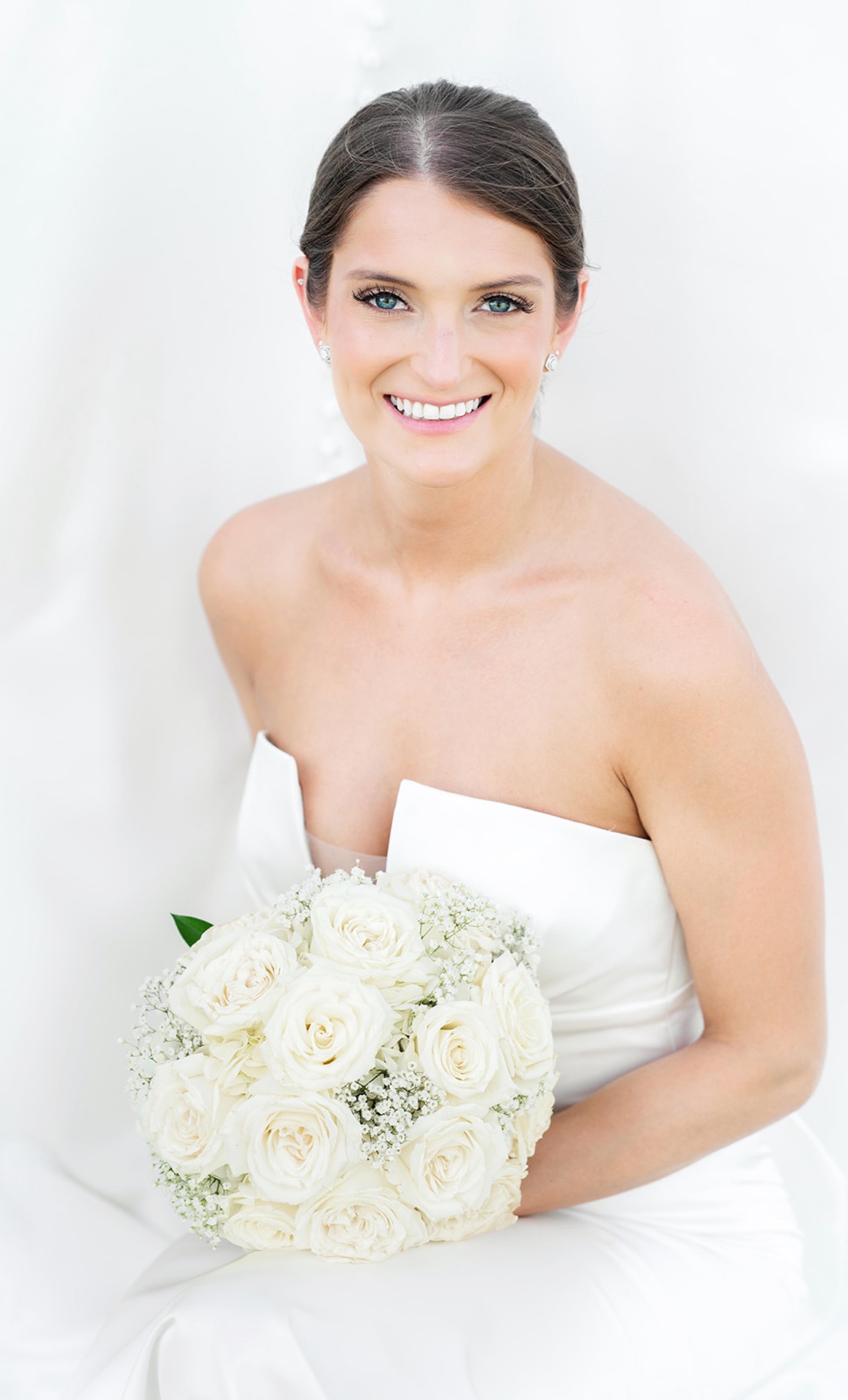 Bride Getting Ready at Linwood Country Club