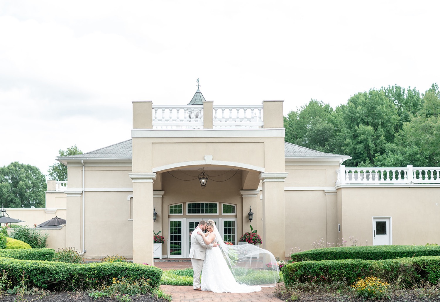 Pen Ryn Estate Wedding at Belle Voir Manor 