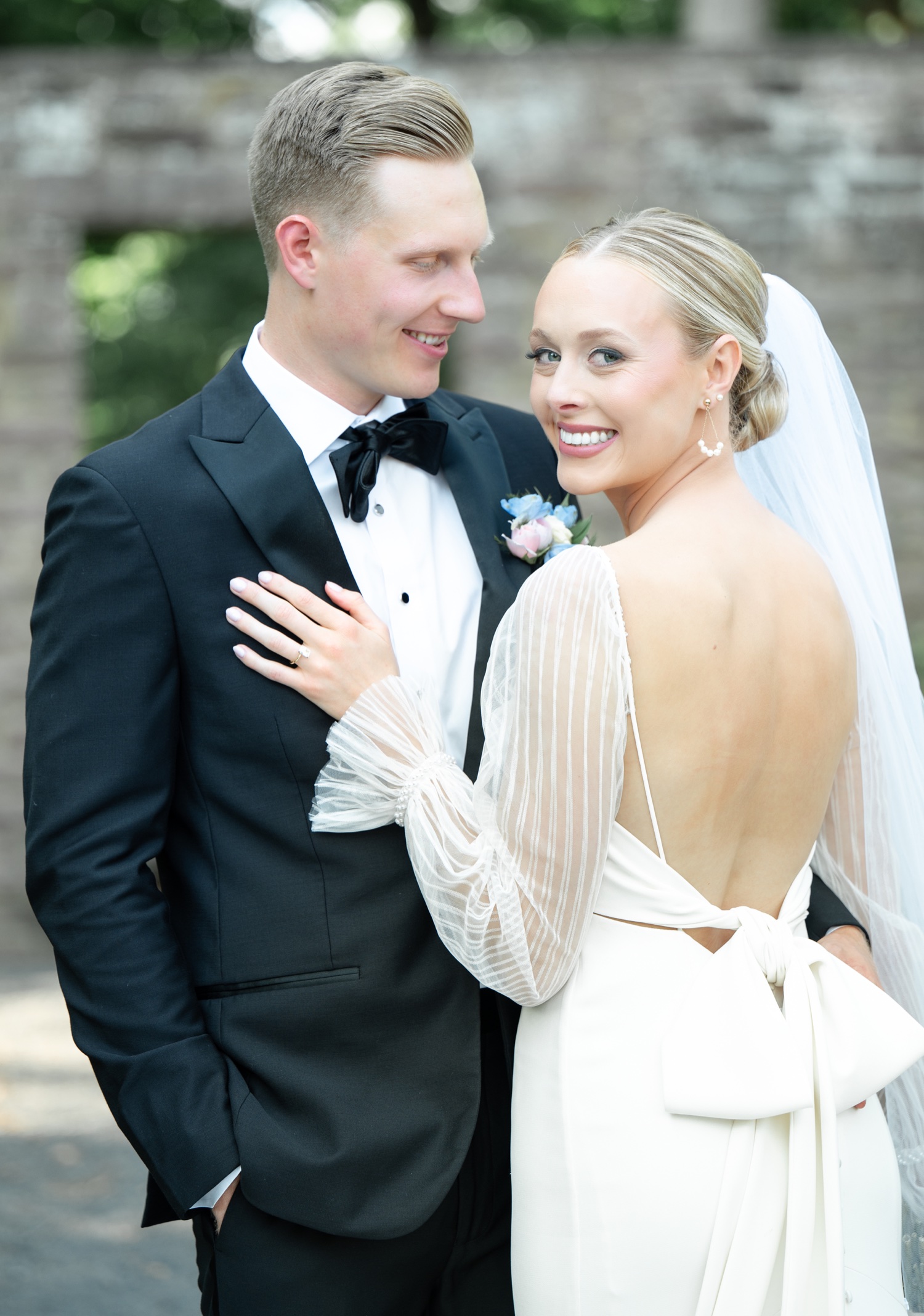 Bride and Groom Portraits at Tyler Gardens in Bucks County