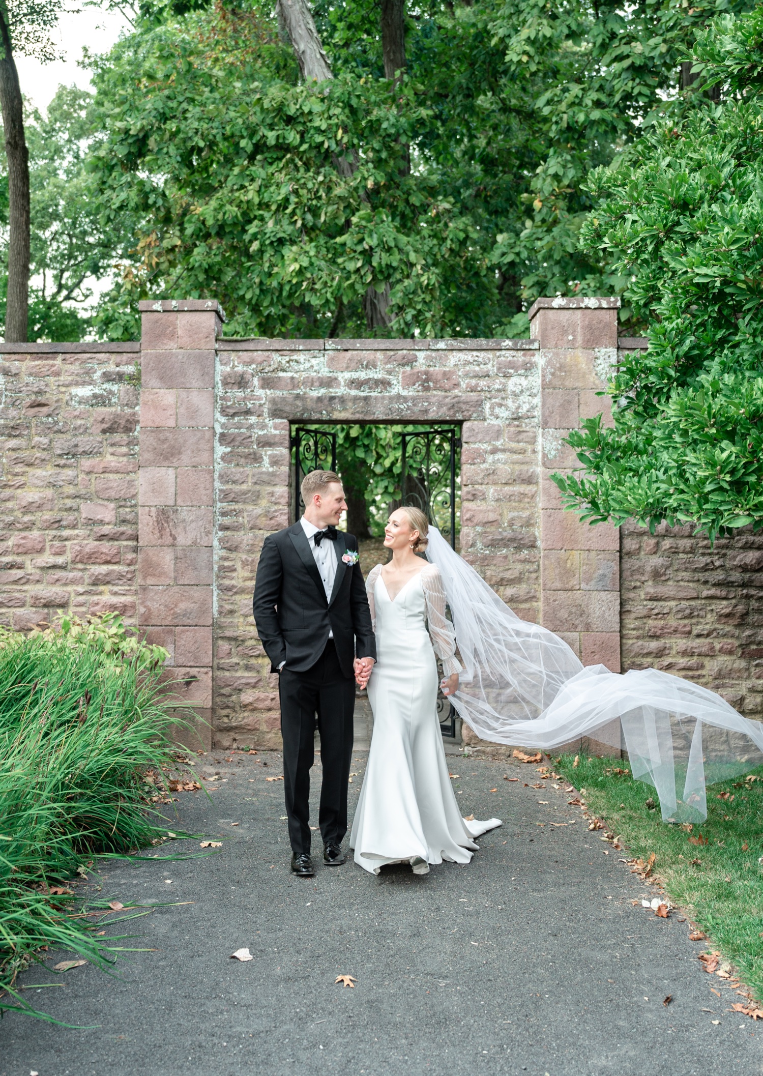 Bride and Groom Portraits at Tyler Gardens in Bucks County