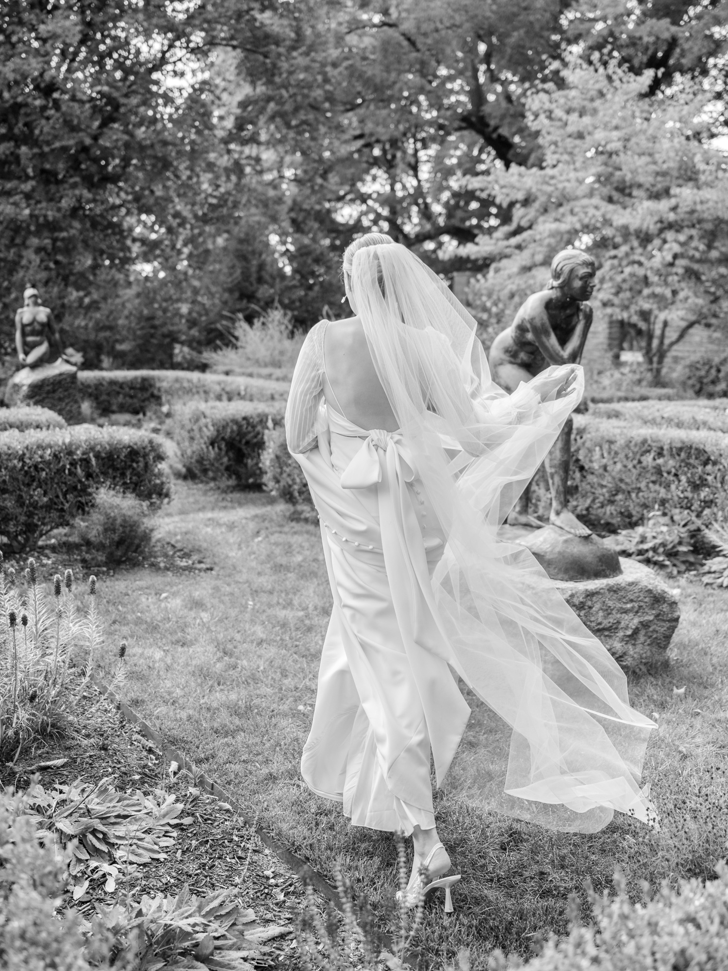 Bride and Groom Portraits at Tyler Gardens in Bucks County