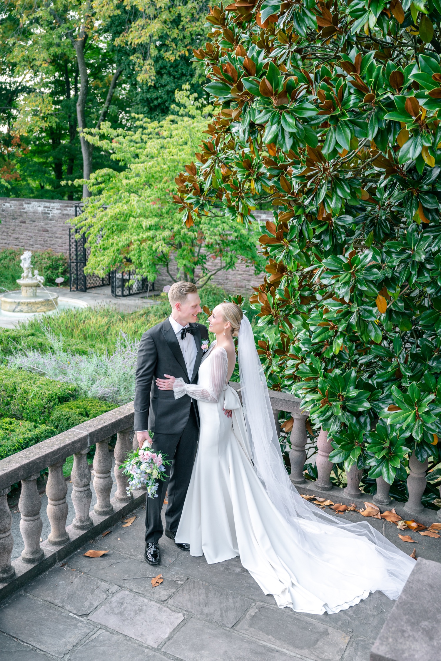 Bride and Groom Portraits at Tyler Gardens in Bucks County